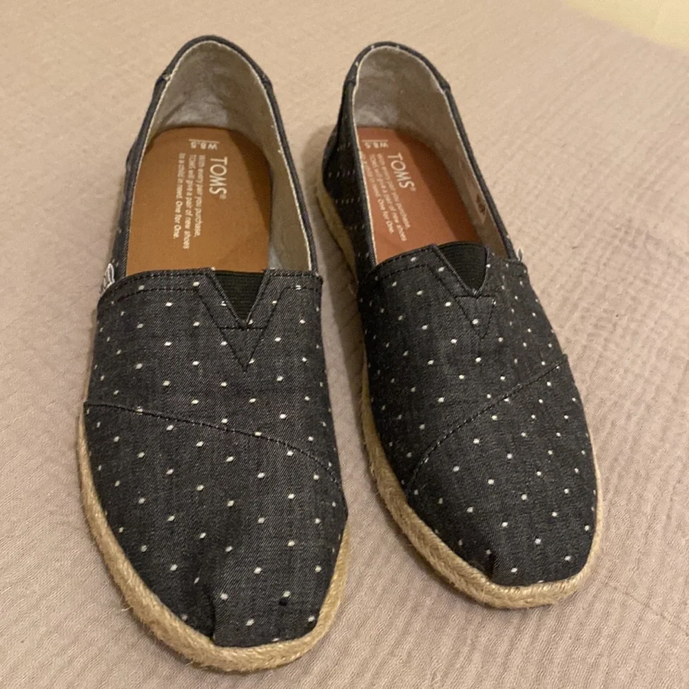 Toms - Black Dot Chambray Womens Rope Alpargatas Espadrilles. Size 8.5